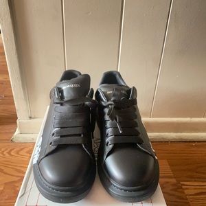 Black Graffiti-print Oversized Sneakers